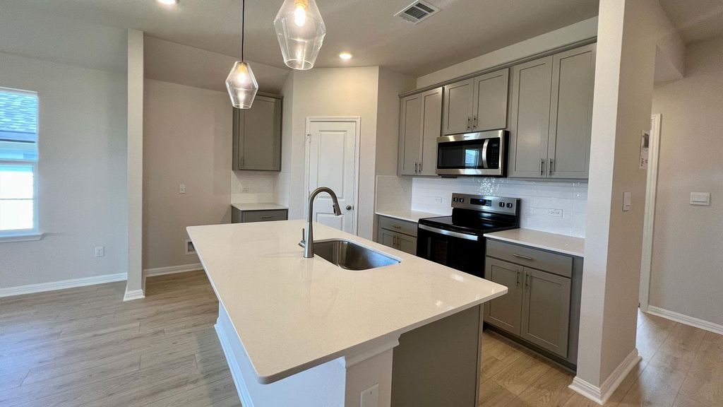 116 SOUTHRIDGE TRL, Marble Falls, TX 78654