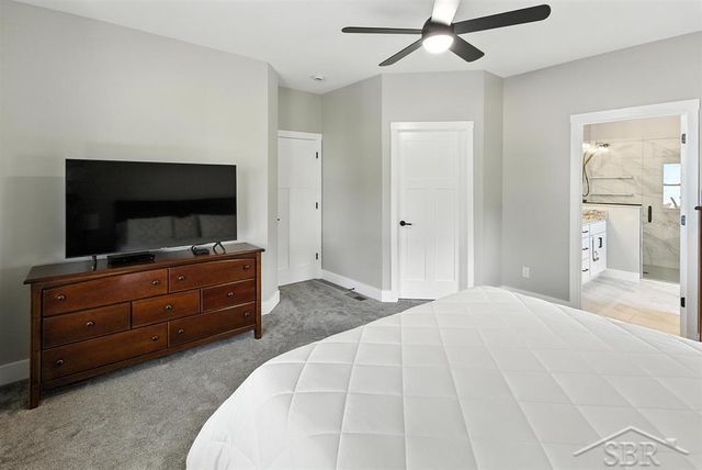 701 Broadhead Drive, Midland, MI 48642