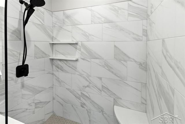 701 Broadhead Drive, Midland, MI 48642