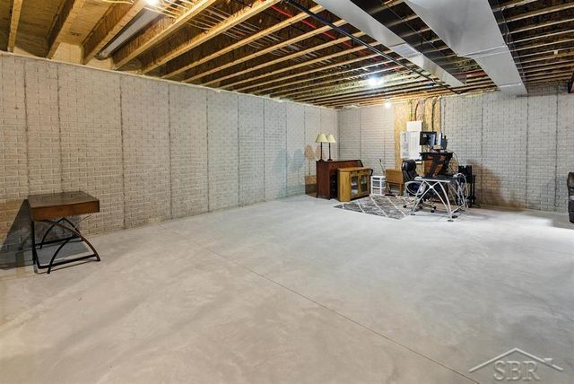 701 Broadhead Drive, Midland, MI 48642