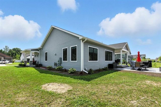 701 Broadhead Drive, Midland, MI 48642