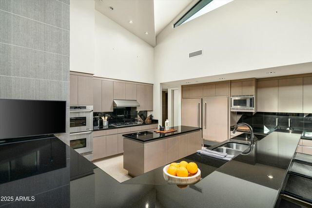 9151 N KOBER Road, Paradise Valley, AZ 85253