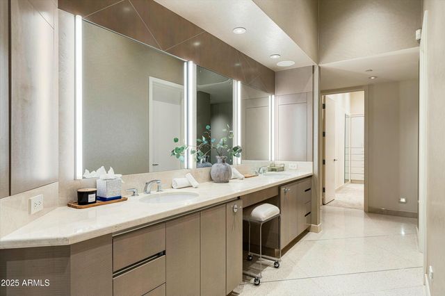 9151 N KOBER Road, Paradise Valley, AZ 85253