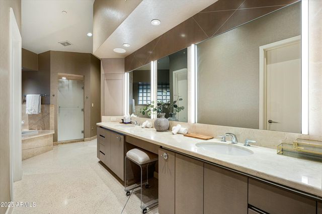 9151 N KOBER Road, Paradise Valley, AZ 85253