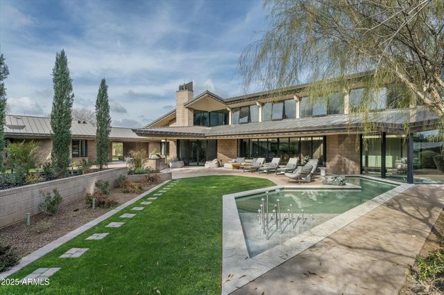 9151 N KOBER Road, Paradise Valley, AZ 85253