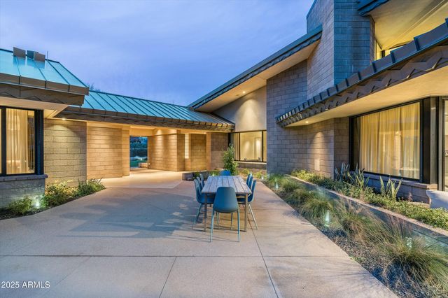 9151 N KOBER Road, Paradise Valley, AZ 85253