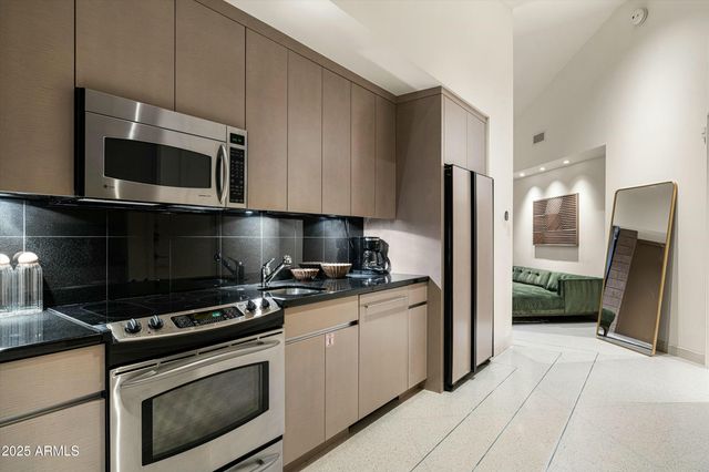 9151 N KOBER Road, Paradise Valley, AZ 85253