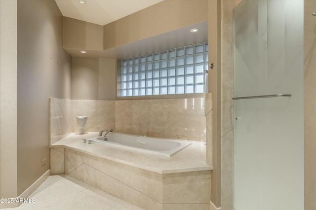 9151 N KOBER Road, Paradise Valley, AZ 85253