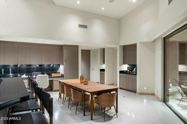 9151 N KOBER Road, Paradise Valley, AZ 85253