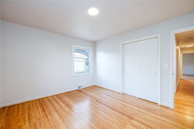 20 White Village Drive, Penfield, NY 14625