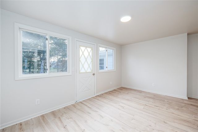 20 White Village Drive, Penfield, NY 14625