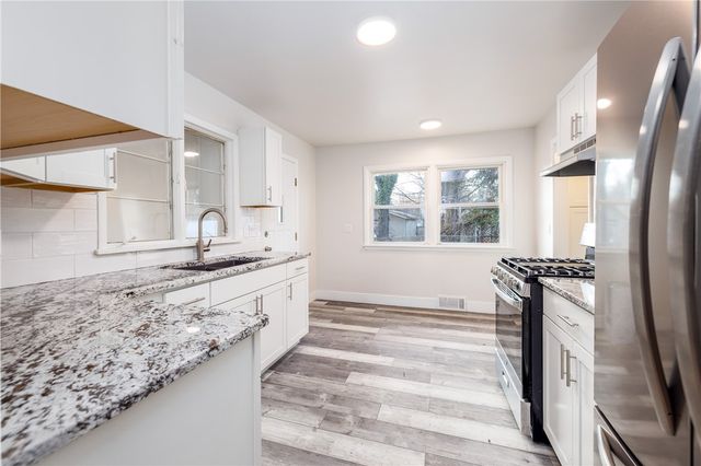 20 White Village Drive, Penfield, NY 14625