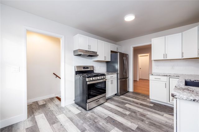 20 White Village Drive, Penfield, NY 14625