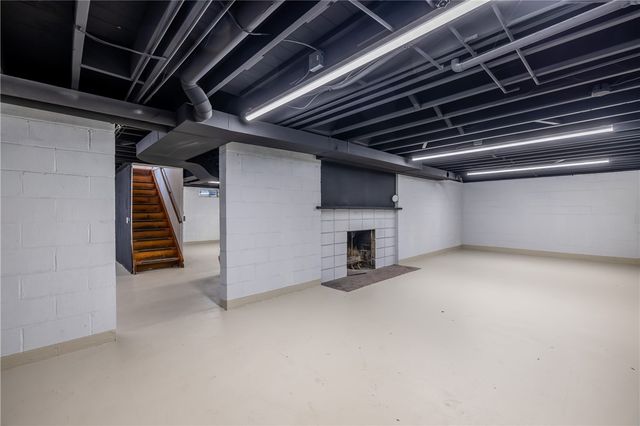 20 White Village Drive, Penfield, NY 14625