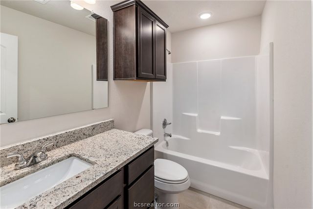 218 Cross Lane, Caldwell, TX 77836