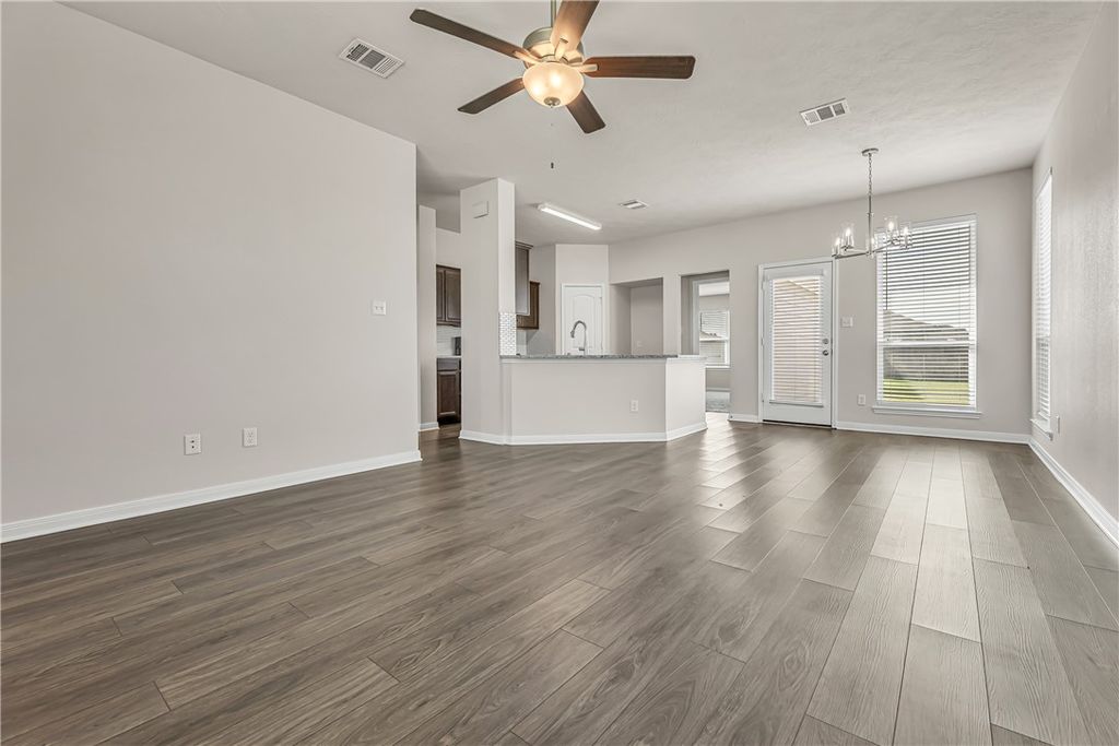 218 Cross Lane, Caldwell, TX 77836 — photo 3