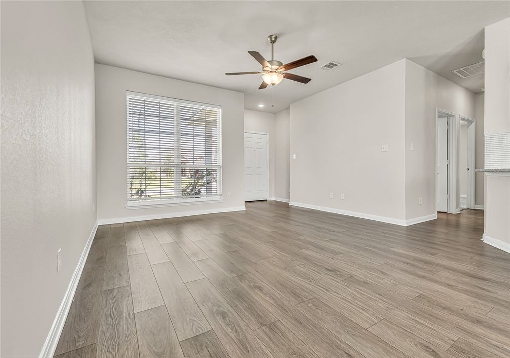 218 Cross Lane, Caldwell, TX 77836 — photo 5