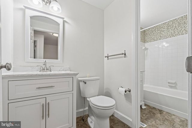 8632 HOULTON HARBOUR, Pasadena, MD 21122