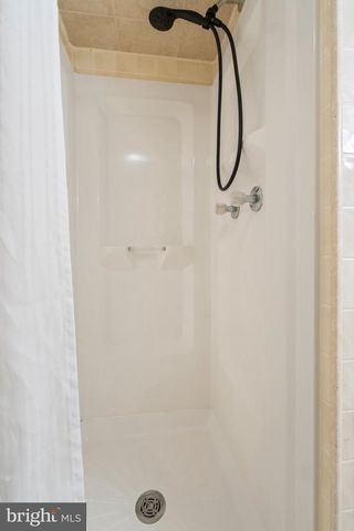 8632 HOULTON HARBOUR, Pasadena, MD 21122