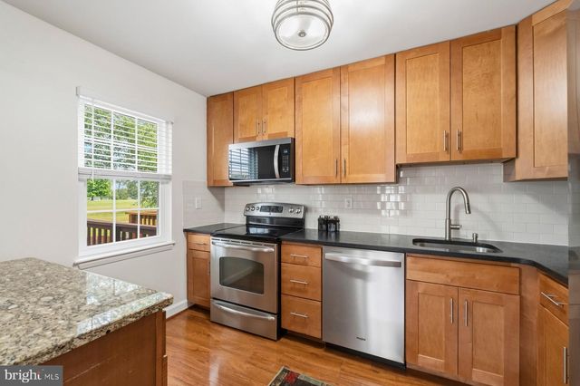 8632 HOULTON HARBOUR, Pasadena, MD 21122
