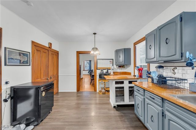 4249 Marvin Avenue, Cleveland, OH 44109