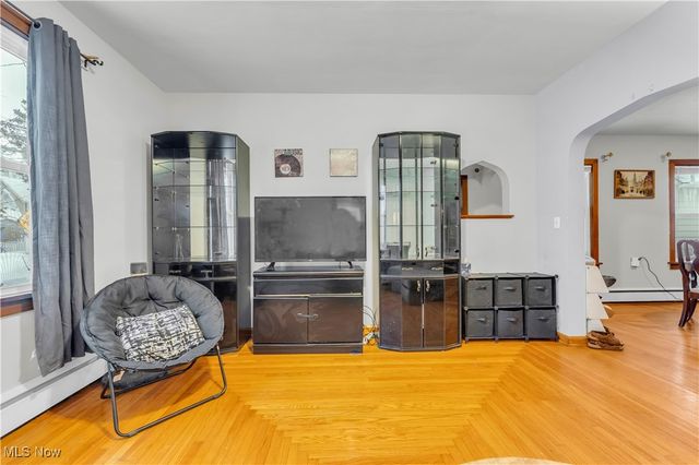 4249 Marvin Avenue, Cleveland, OH 44109