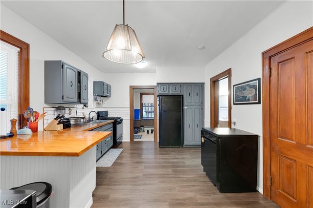 4249 Marvin Avenue, Cleveland, OH 44109