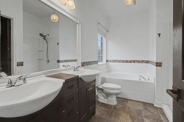 1030 Oakhall Dr, Mount Juliet, TN 37122