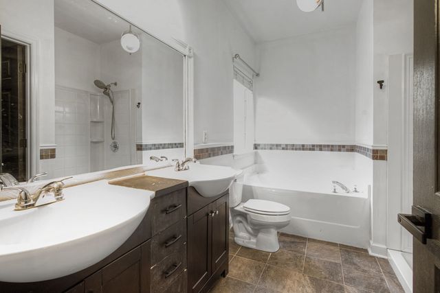 1030 Oakhall Dr, Mount Juliet, TN 37122