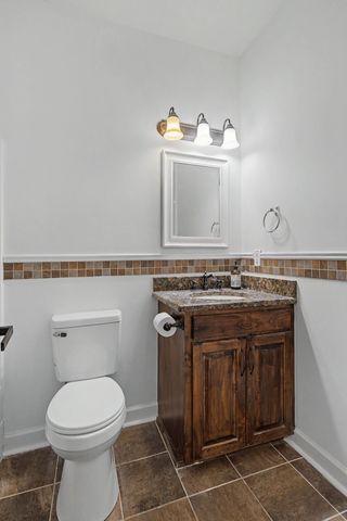 1030 Oakhall Dr, Mount Juliet, TN 37122