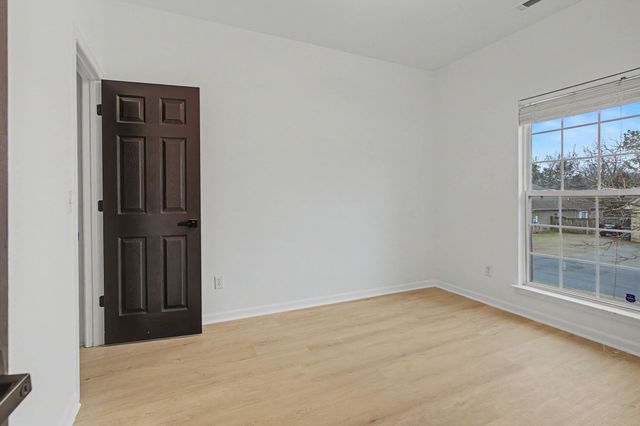 1030 Oakhall Dr, Mount Juliet, TN 37122