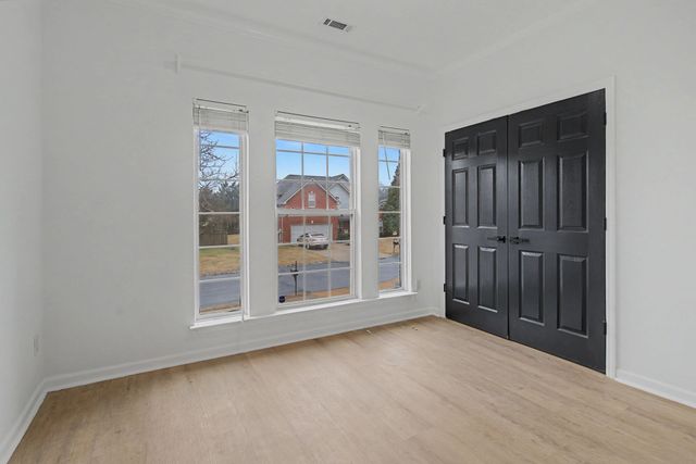 1030 Oakhall Dr, Mount Juliet, TN 37122