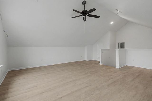 1030 Oakhall Dr, Mount Juliet, TN 37122