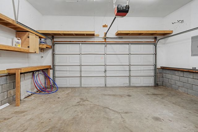 1030 Oakhall Dr, Mount Juliet, TN 37122