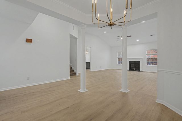 1030 Oakhall Dr, Mount Juliet, TN 37122