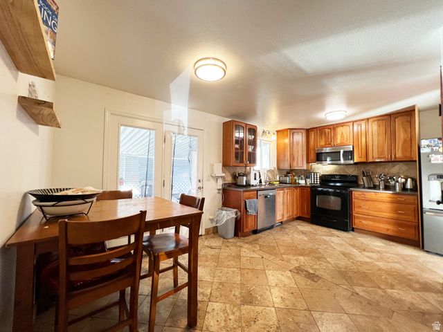 3784 W DIMRALL DR, Taylorsville, UT 84129