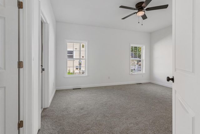 409 E Buckner Street, Tuscola, IL 61953