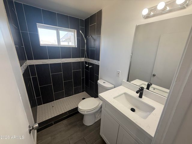 8033 N 29TH Drive, Phoenix, AZ 85051