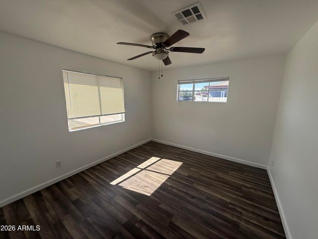 8033 N 29TH Drive, Phoenix, AZ 85051