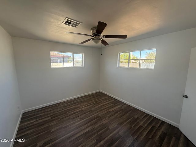 8033 N 29TH Drive, Phoenix, AZ 85051
