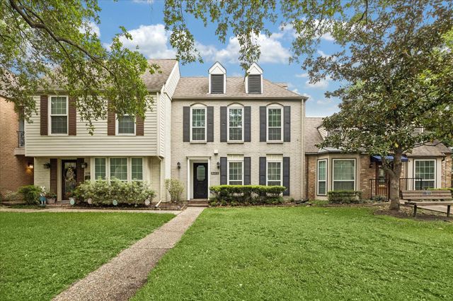 13184 Trail Hollow Drive 3184, Houston, TX 77079