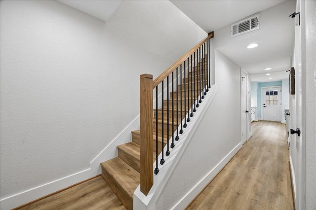 13184 Trail Hollow Drive 3184, Houston, TX 77079