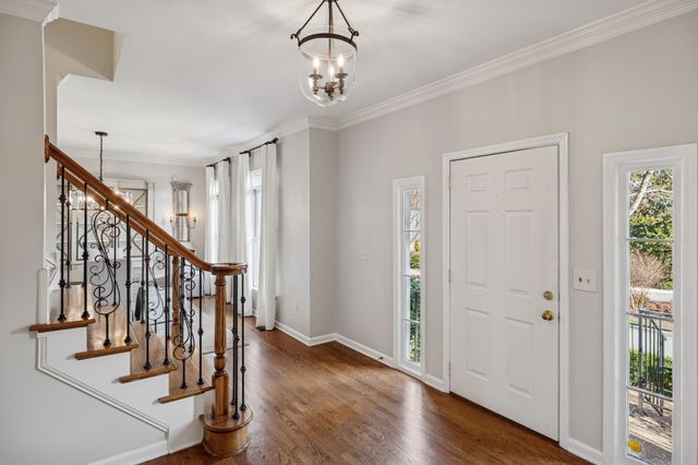 713 Roantree Dr, Brentwood, TN 37027