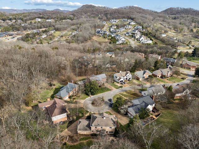 713 Roantree Dr, Brentwood, TN 37027