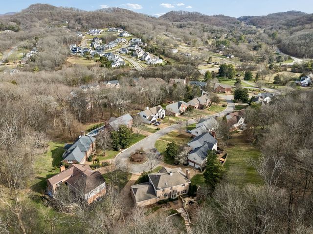 713 Roantree Dr, Brentwood, TN 37027