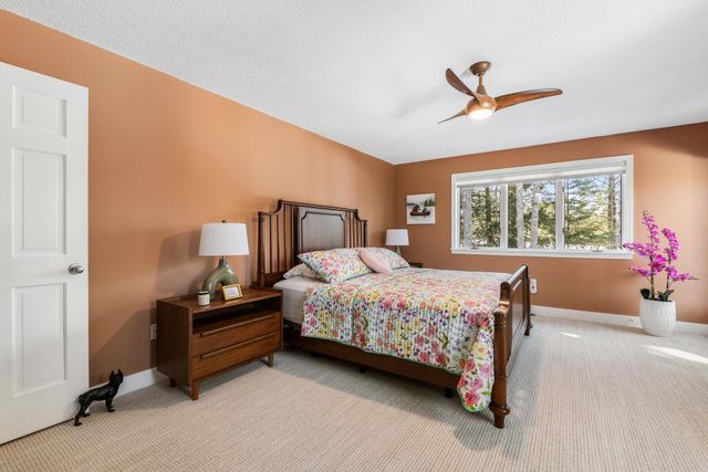 71 Greensward Drive, Grantham, NH 03753