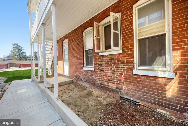 117 BALTIMORE ST, Hanover, PA 17331