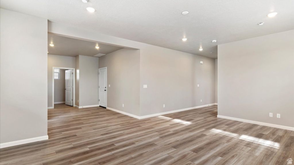 129 N PROVO RIVER RD, Saratoga Springs, UT 84045 — photo 4
