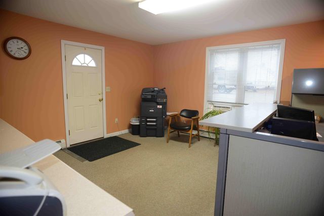 51 Portsmouth Avenue, Exeter, NH 03833