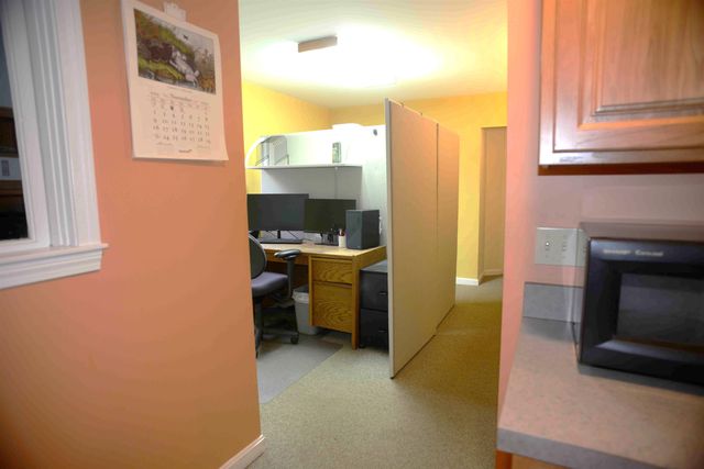 51 Portsmouth Avenue, Exeter, NH 03833